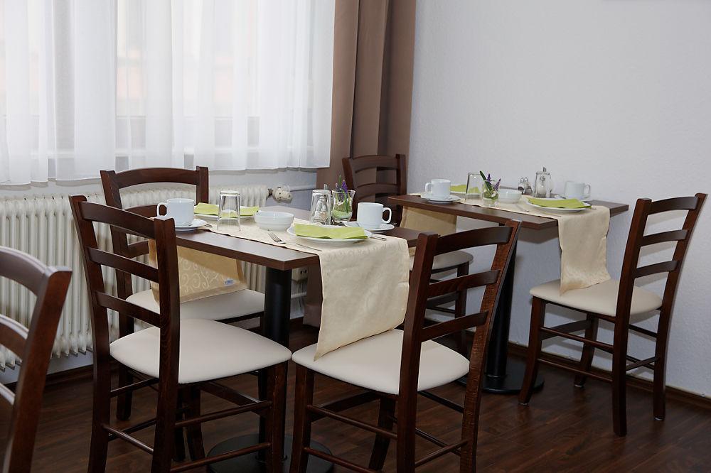 Hotel Huettl - Garni Вормс Екстер'єр фото